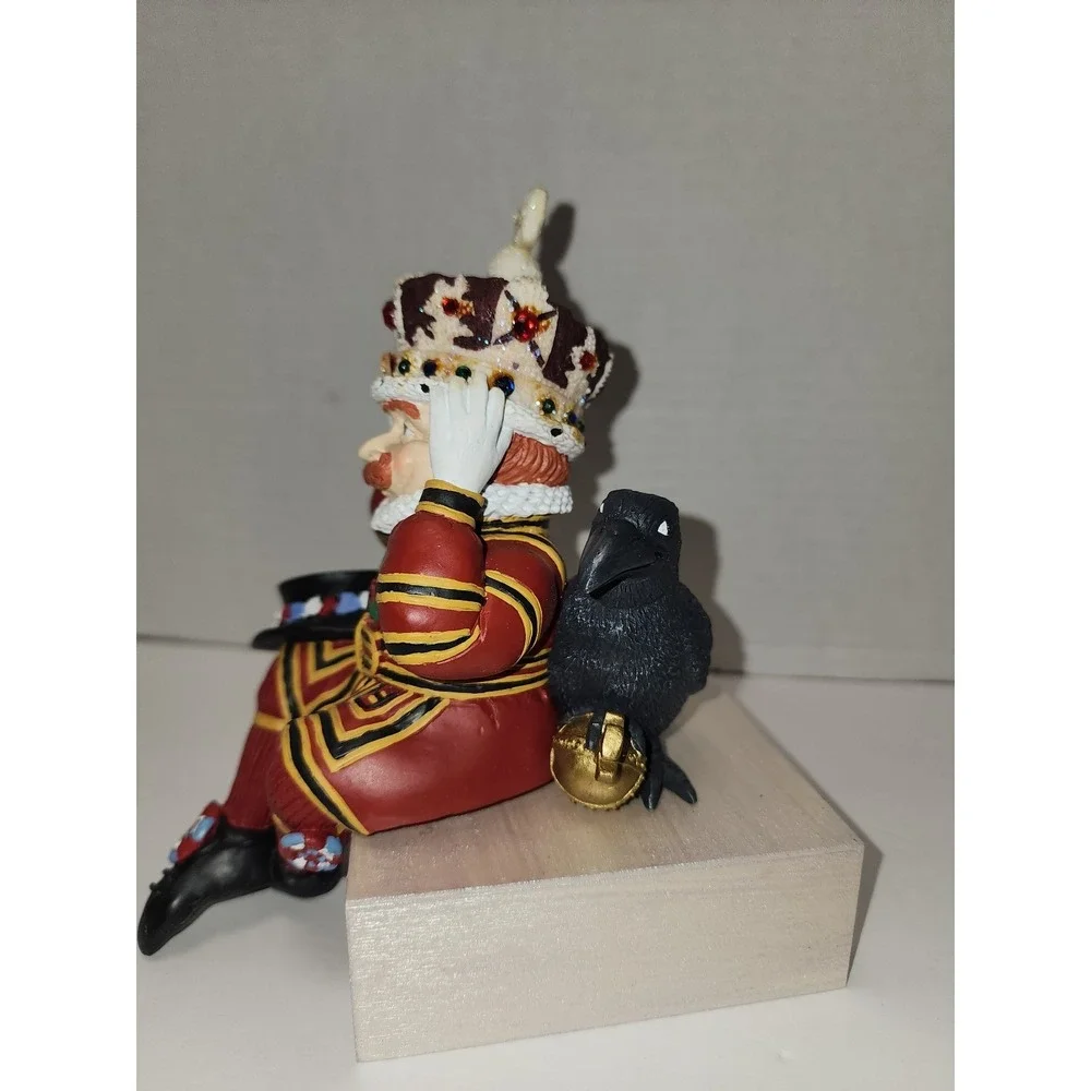 The Keeper of‎ the Crown Jewels Shenandoah Jack Weaver Crow with gifts